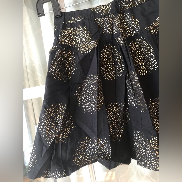 Gap Kids size 8 regular black skirt gold pattern hidden inner elastic adjustors - Picture 7 of 8